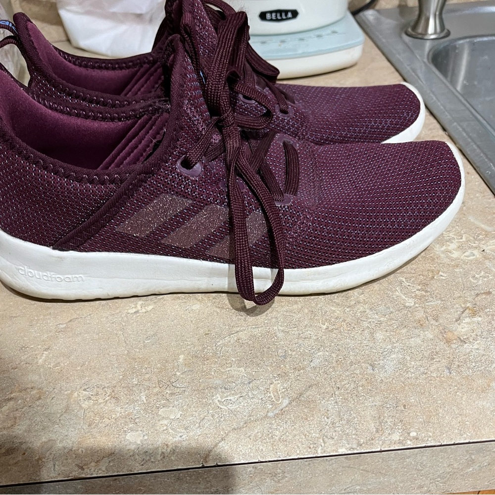 Adidas cloudfoam